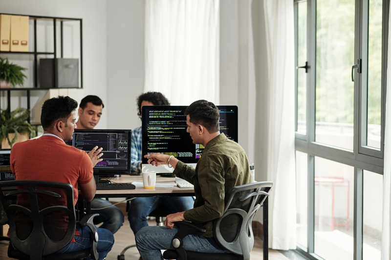 Novacomp proyecta incrementar en un 20% staff de consultores tecnológicos en 2026